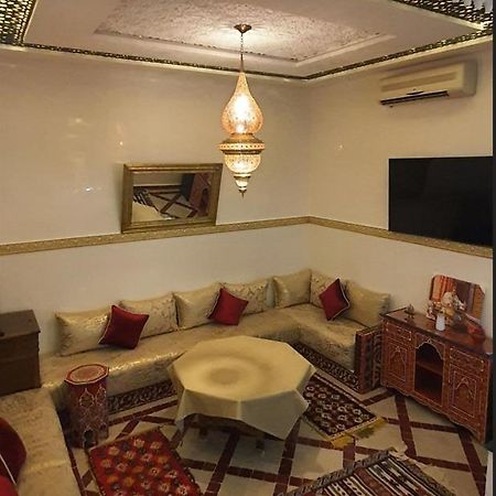 Quarya Assiyahia - Riad Camilia- Maison Entiere Avec Piscine 마라케시 외부 사진