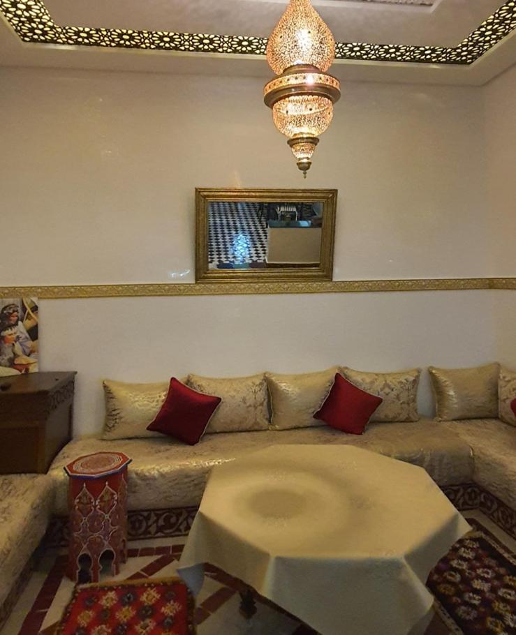 Quarya Assiyahia - Riad Camilia- Maison Entiere Avec Piscine 마라케시 외부 사진