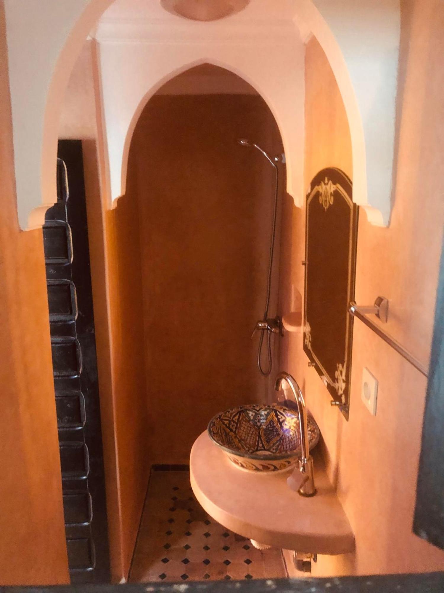 Quarya Assiyahia - Riad Camilia- Maison Entiere Avec Piscine 마라케시 외부 사진