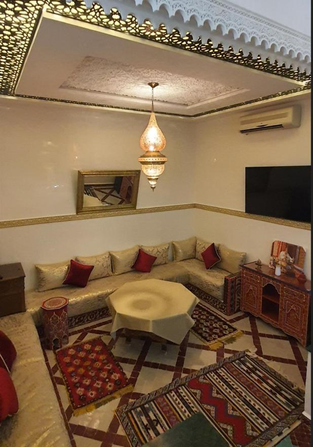 Quarya Assiyahia - Riad Camilia- Maison Entiere Avec Piscine 마라케시 외부 사진