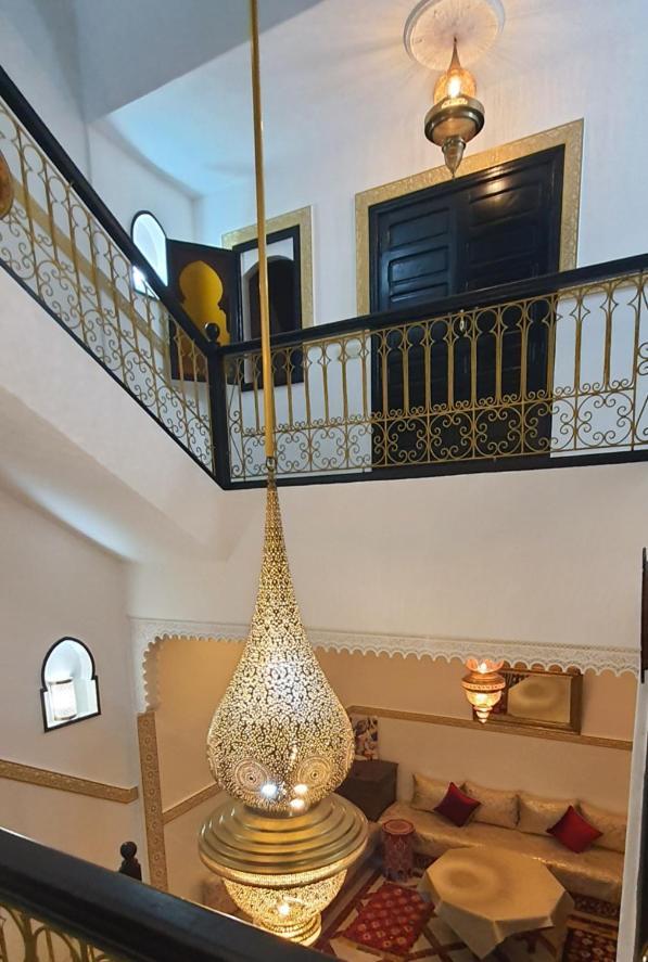 Quarya Assiyahia - Riad Camilia- Maison Entiere Avec Piscine 마라케시 외부 사진