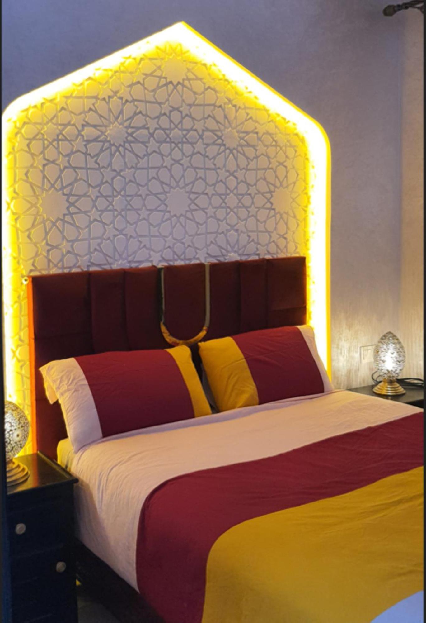 Quarya Assiyahia - Riad Camilia- Maison Entiere Avec Piscine 마라케시 외부 사진