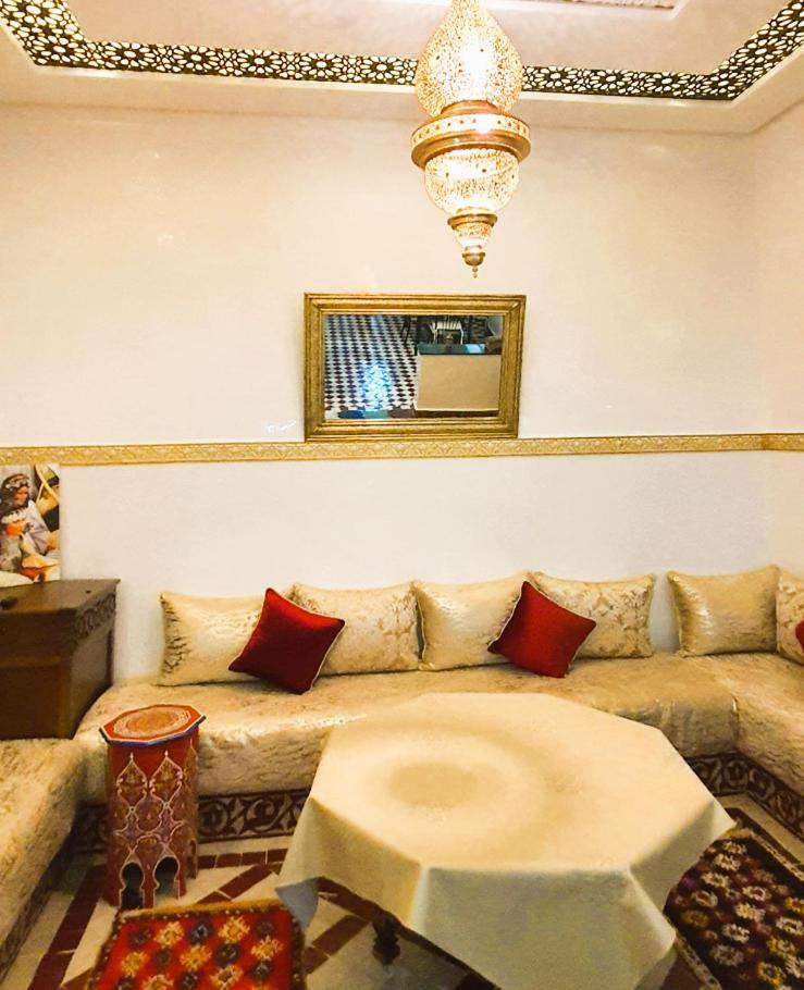 Quarya Assiyahia - Riad Camilia- Maison Entiere Avec Piscine 마라케시 외부 사진